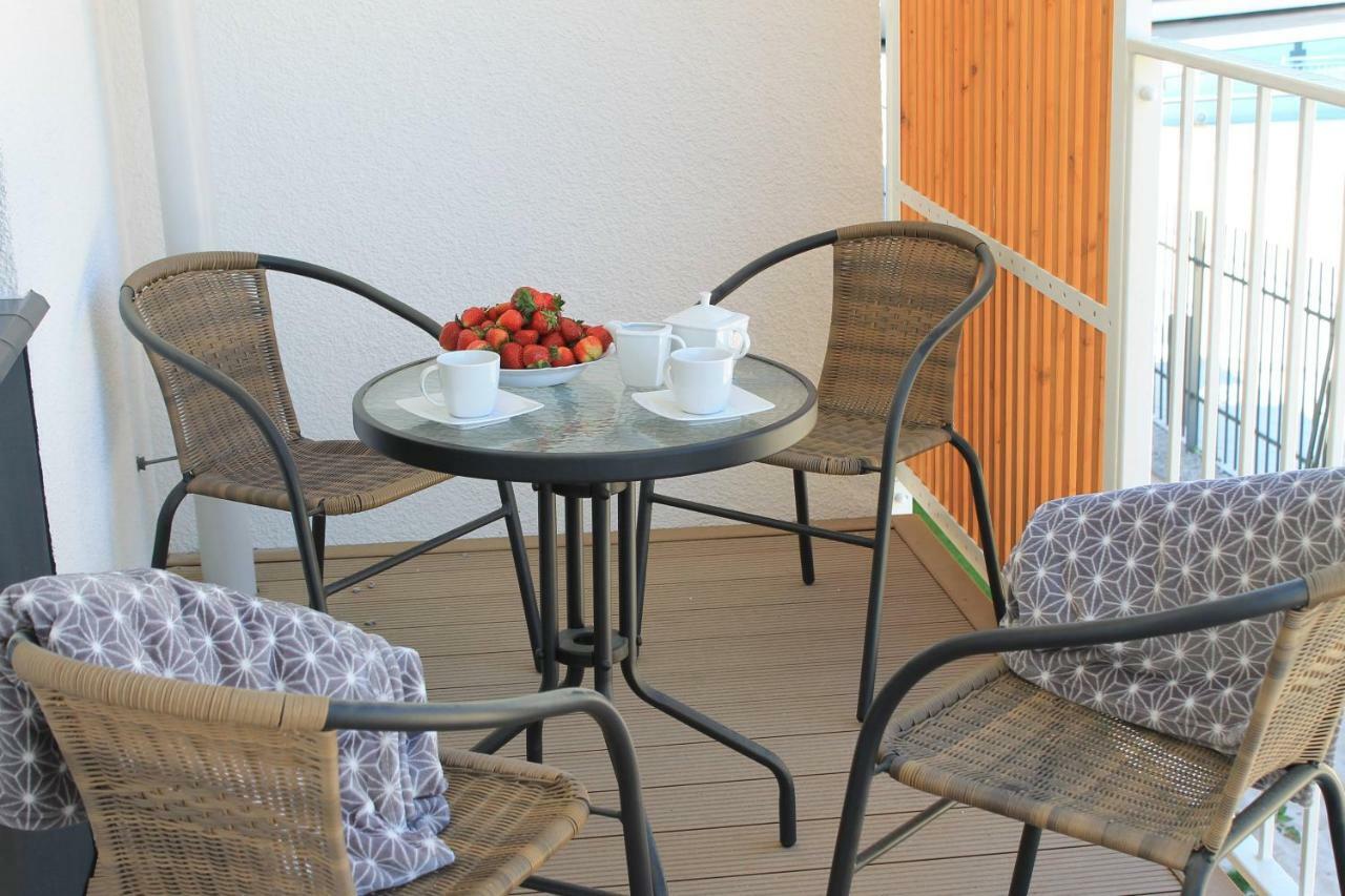 Apartament Mietowy Kołobrzeg Esterno foto